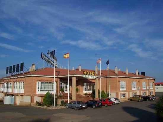 Mlc Benavente Hotel Eksteriør billede